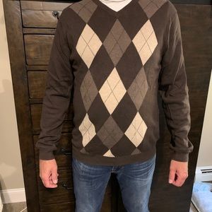 Argyle cashmere cotton sweater.